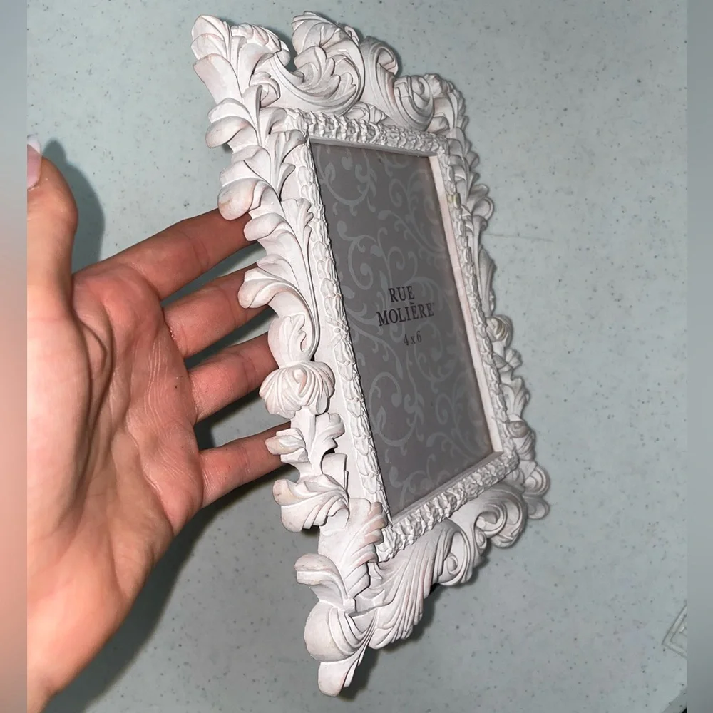 White and‎ Blush Pink Parisian Victorian Feminine Picture Frame 4x6